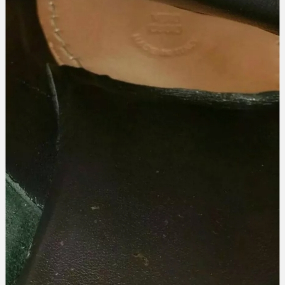 Men authentic Gucci shoes with silver horsebit